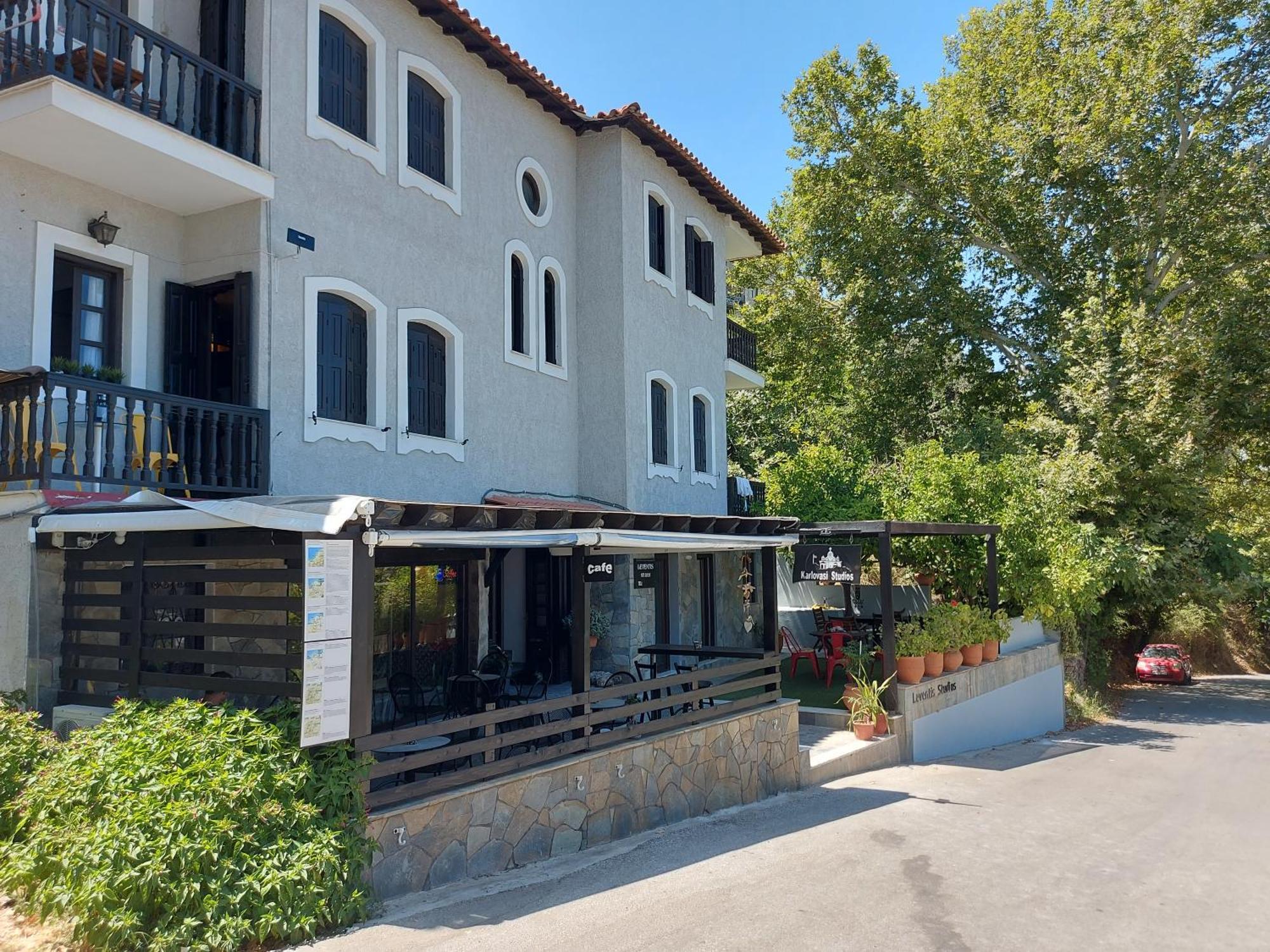 Karlovasi Studios Karlovassi Buitenkant foto
